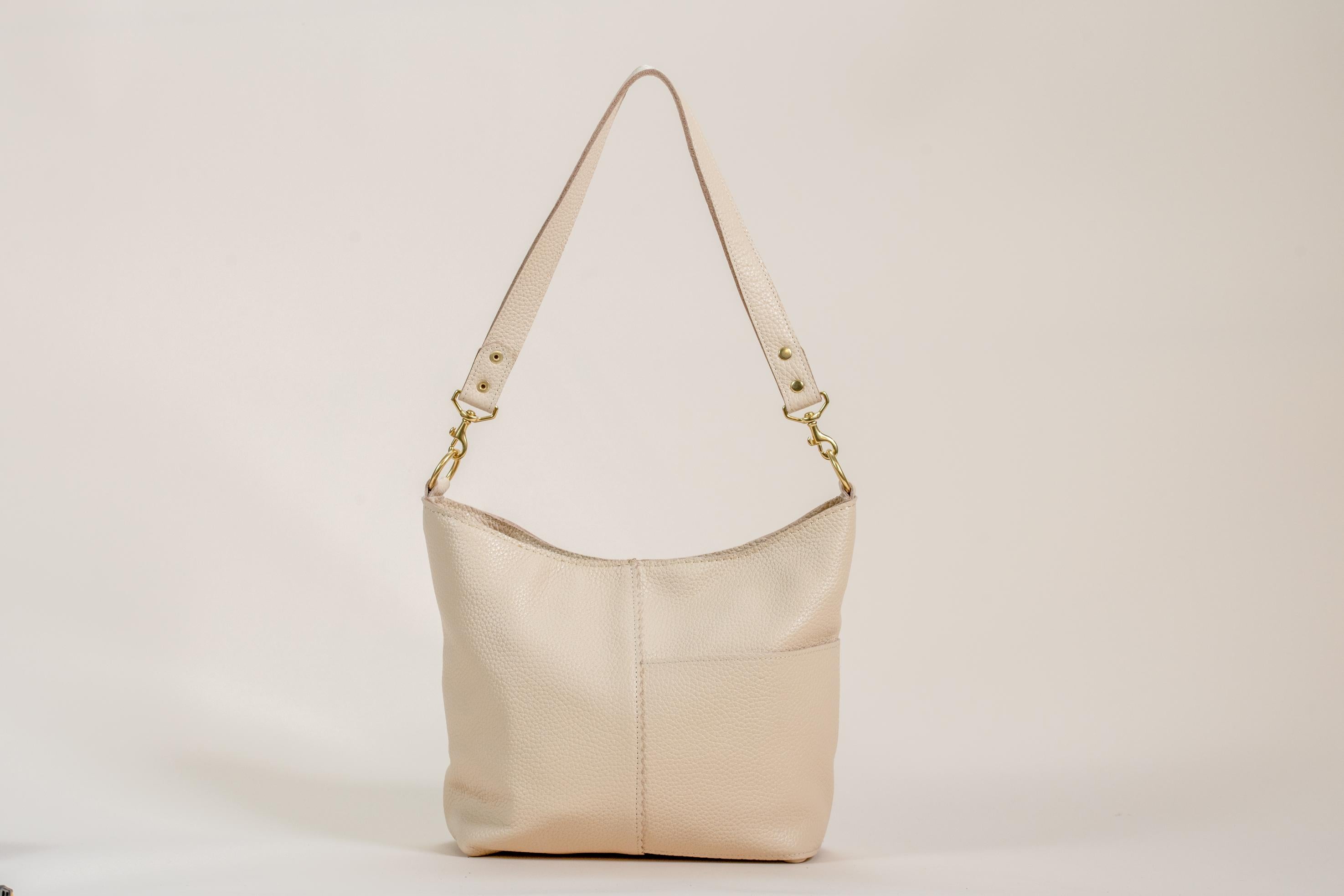 Indigo Laine Scout cream leather bag