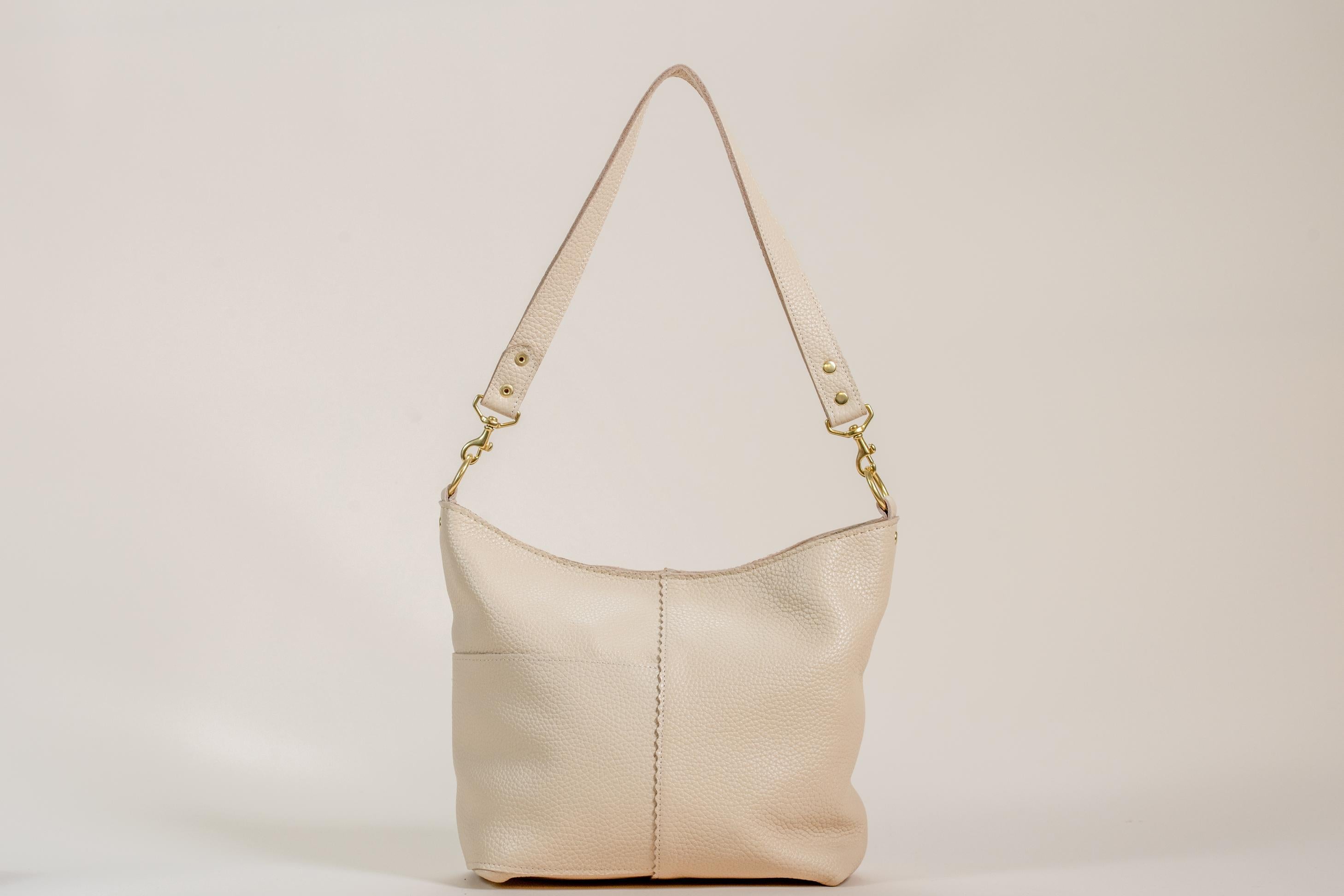 Indigo Laine Scout cream leather bag